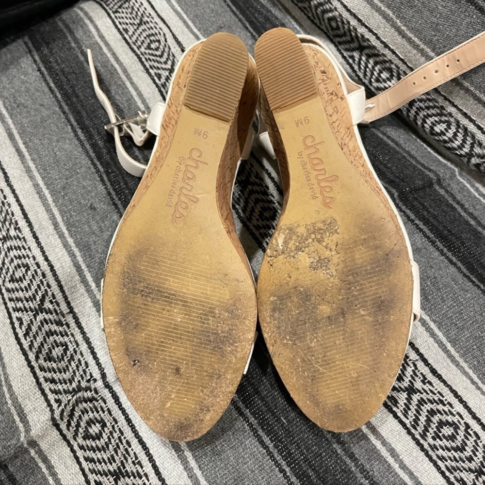Charles by Charles David Wedge Sandals - Picture 6 of 7